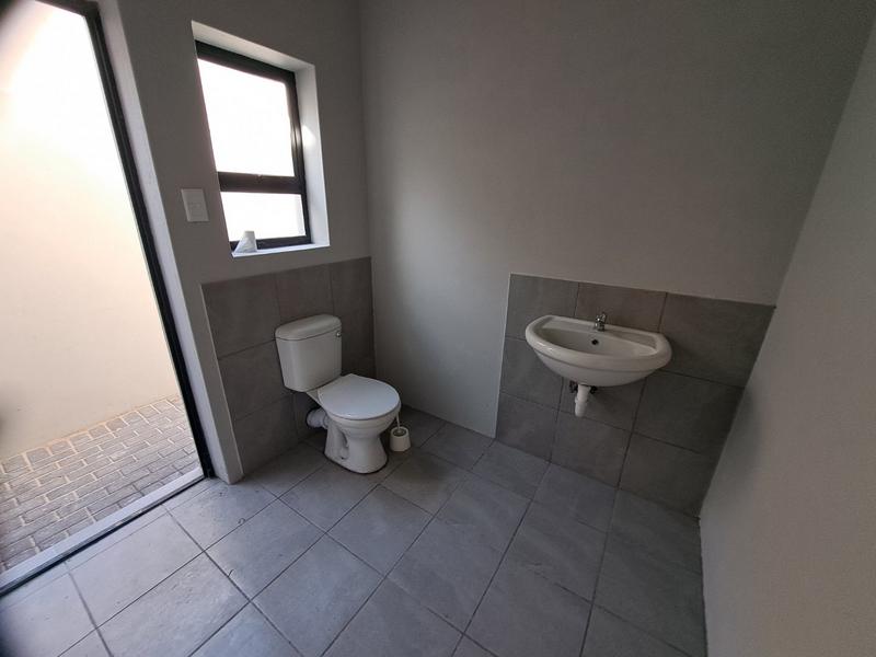 4 Bedroom Property for Sale in Pearly Beach Western Cape